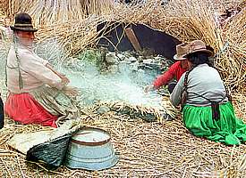 Zu Gast bei Uro-Indianern auf dem Titicaca-See