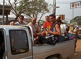 With a pickup truck to Siem Reap