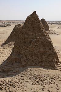 Blick von der Spitze einer Pyramide