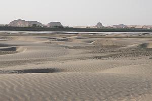 Sanddünen vor dem Nil bei Nuri